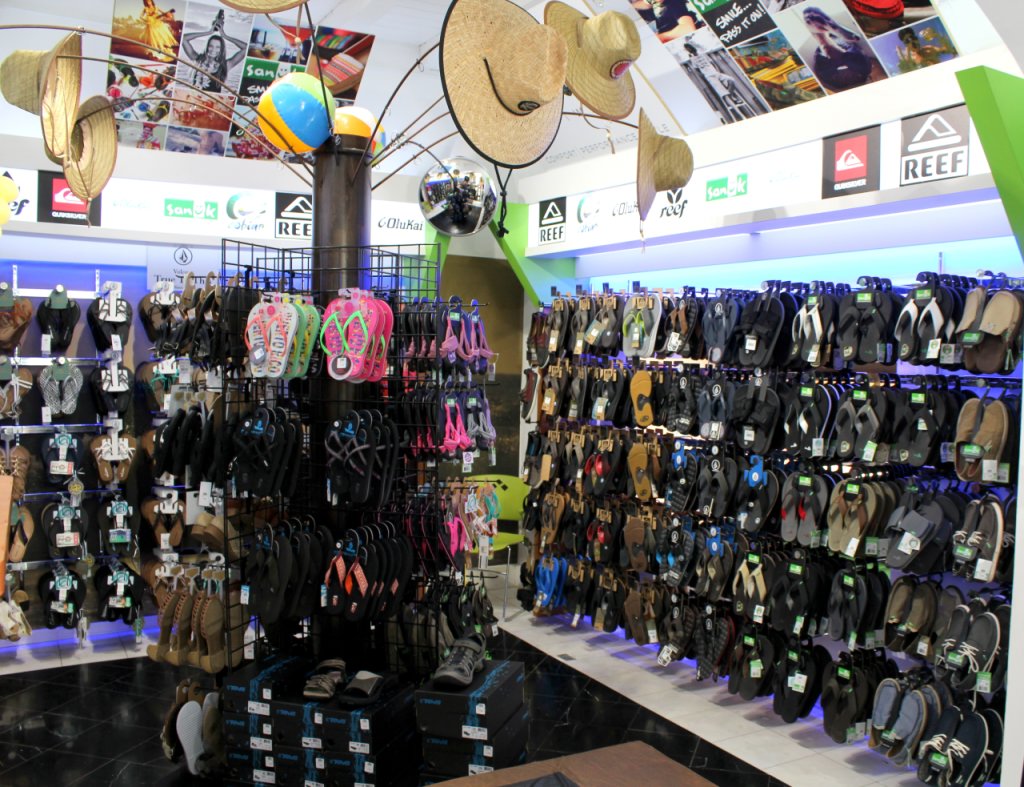 Flip Flop Shops – See Inside Retail Store – San Juan, Puerto Rico