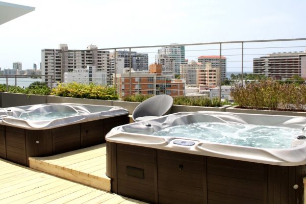 The Wave Hotel San Juan, Puerto Rico jacuzzi