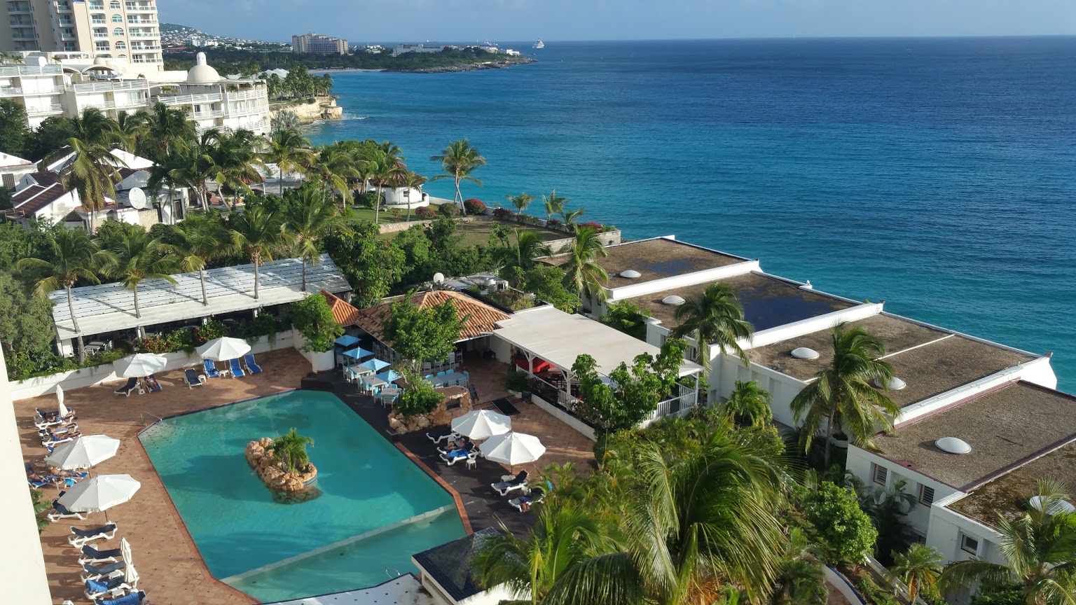 Sapphire Beach Club & Resort Cupecoy Sint Maarten pool