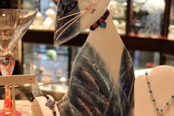 Fire & Ice Philadelphia PA Jewelery cat tilt head