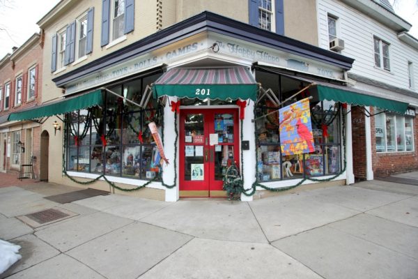 Happy Hippo Toys Haddonfield NJ toy store front