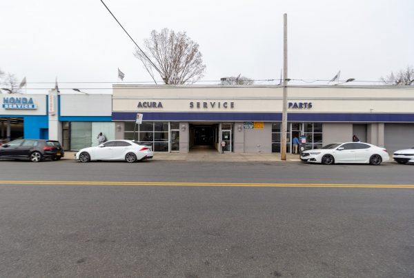 Auto Plaza Mall Acura Service & Parts in Brooklyn, NY