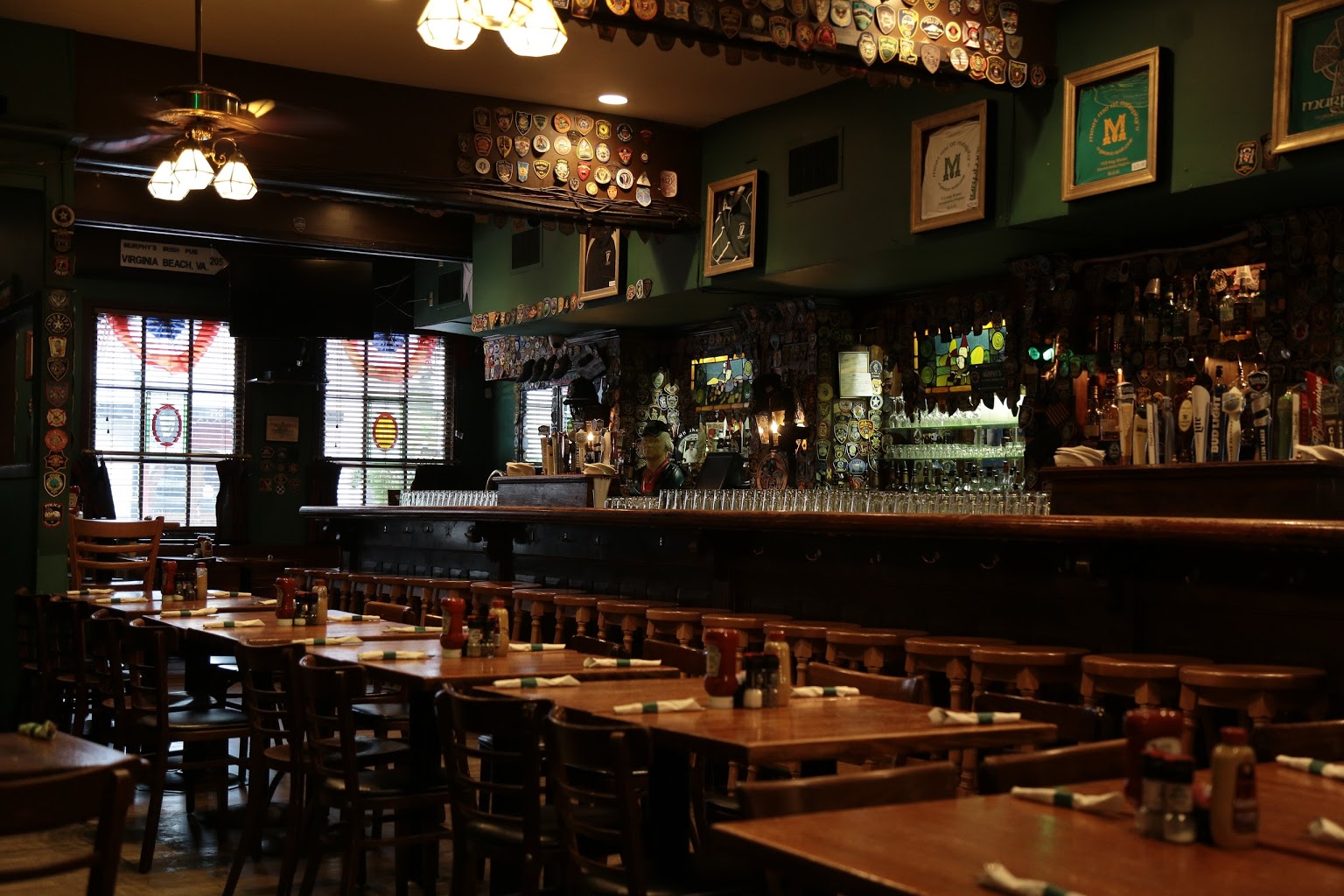 Murphy’s Grand Irish Pub – Alexandria, VA – See-Inside Bar Restaurant