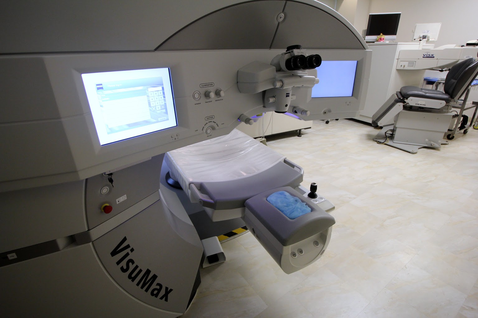 LASIK surgery machine Manhattan Lasik Center in New York City