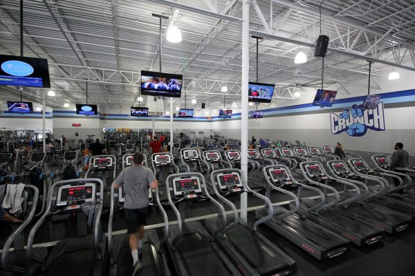 Crunch Fitness Gym at Glenside Dr, Henrico, VA treadmills