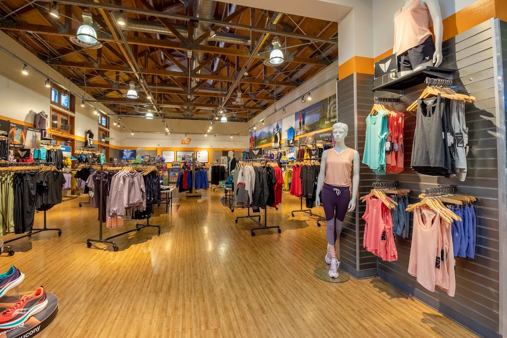 apparel at Road Runner Sports, Bellevue, WA Running Shoe Store