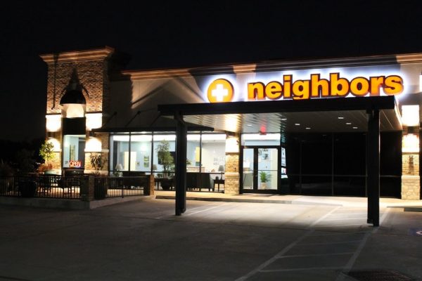 Neighbors Emergency Center Pasadena TX store front night