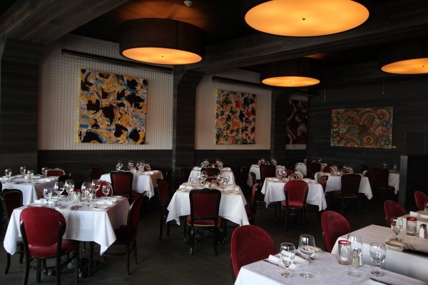 Blackstones Steakhouse Greenwich, CT Restuarant dining area