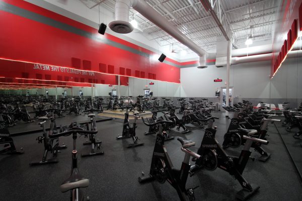 Crunch Fitness Gym at Glenside Dr, Henrico, VA spinning room