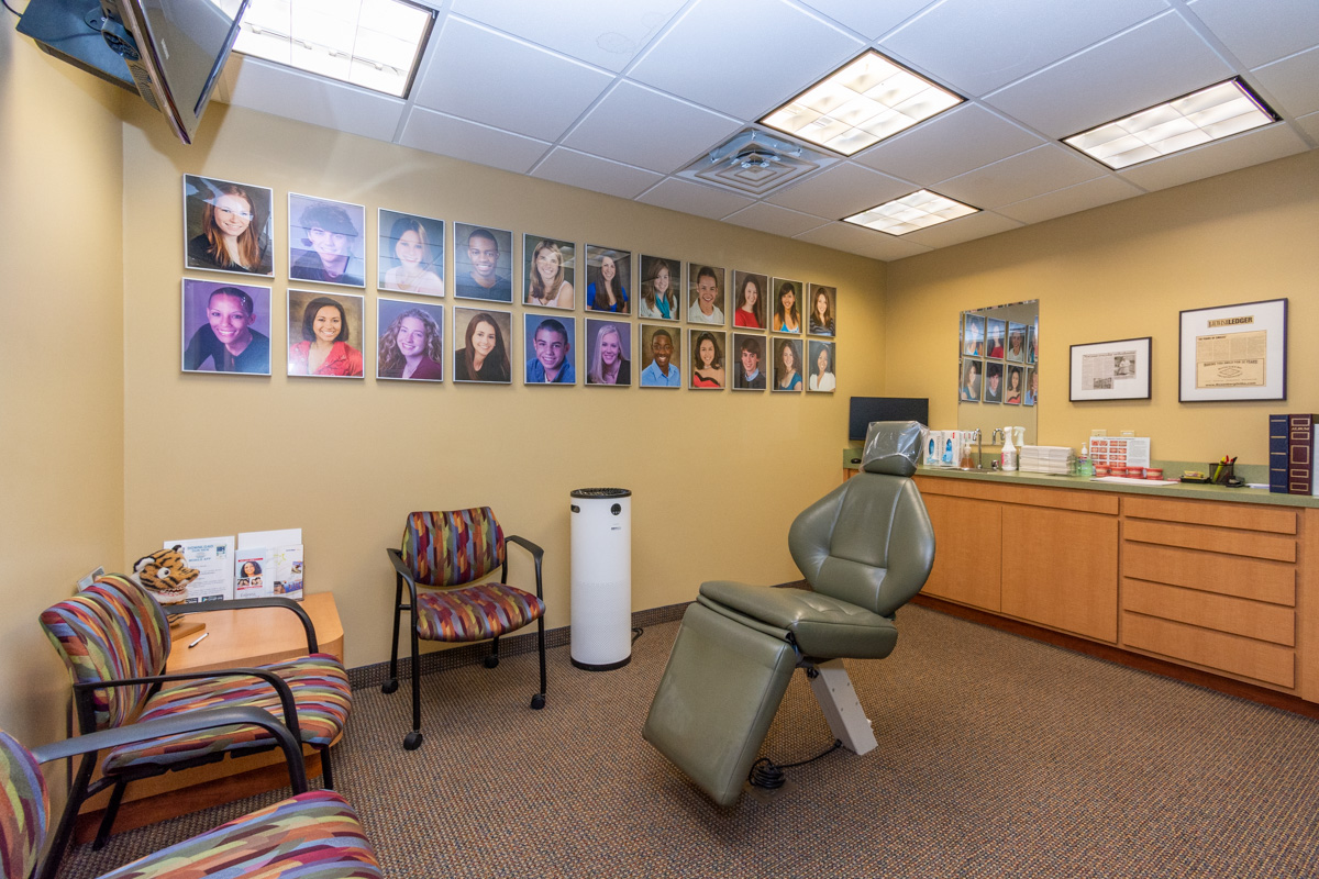 exam room at Rosenberg Orthodontics in West Hartford, CT Dentist