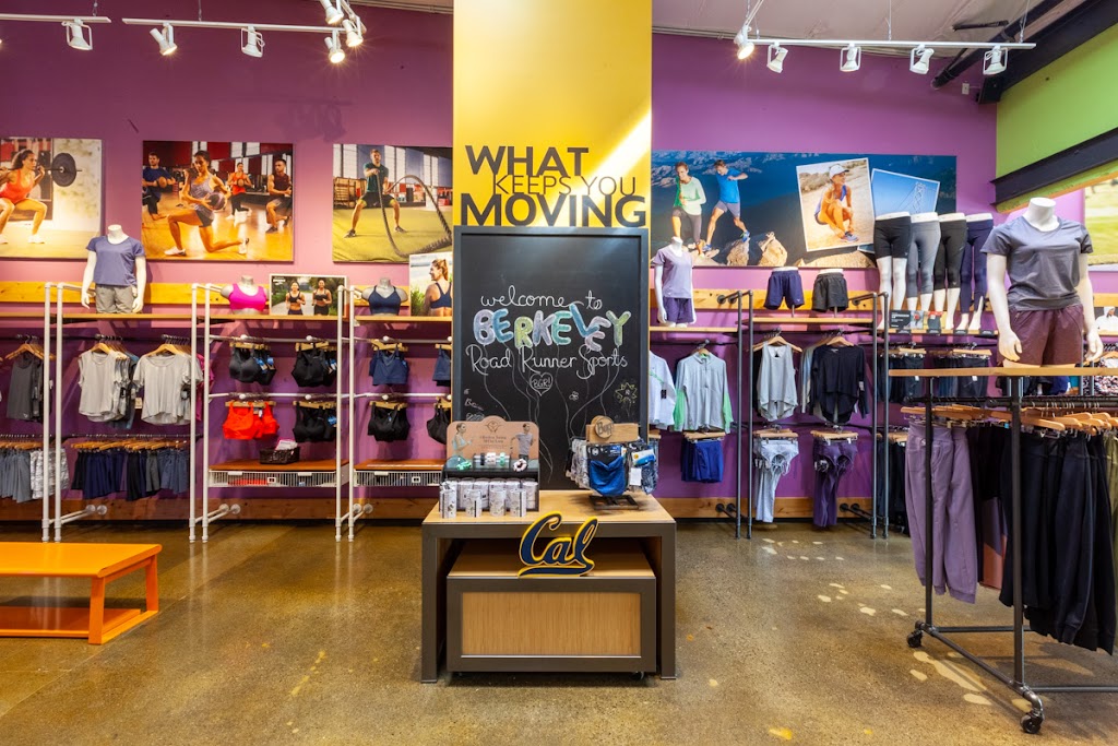 welcome sign at Road Runner Sports, Berkeley, CA Running Shoe Store