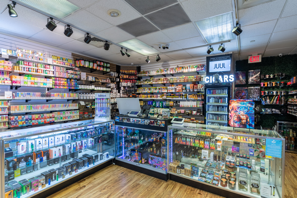 counter at Vape Pros, Aurora, CO 360 Virtual Tour for Vaporizer store