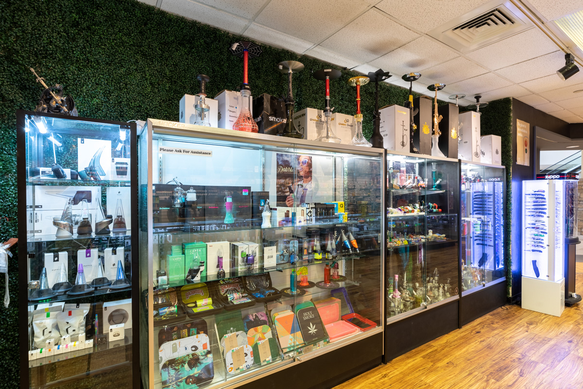 display at Vape Pros, Aurora, CO 360 Virtual Tour for Vaporizer store