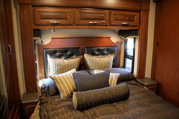 bed in Recreational Vehicles at Dylans RV Center in Sewell, NJ