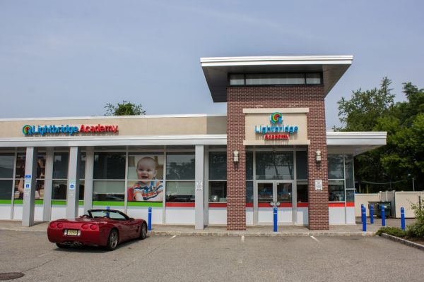 Lightbridge Academy pre-school in Fair Lawn, NJ front exterior