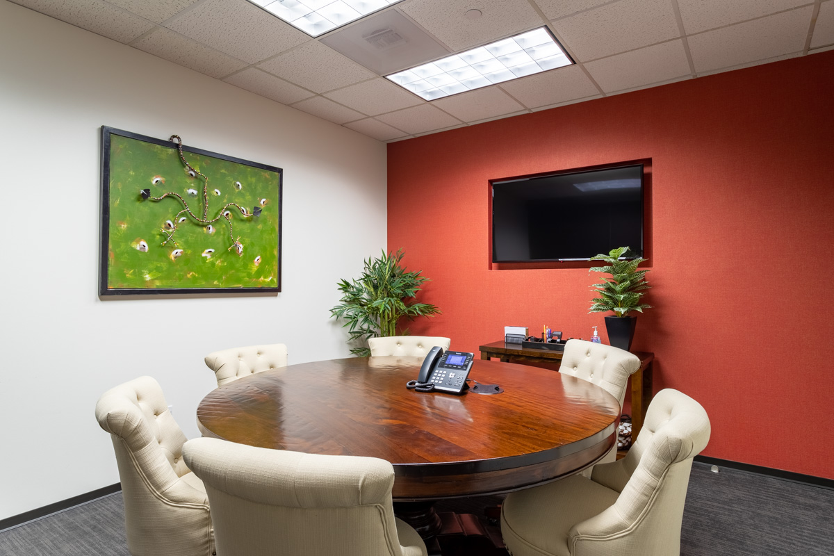 meeting room at Feldman & Feldman, Houston, TX Civil Law Attorney Office