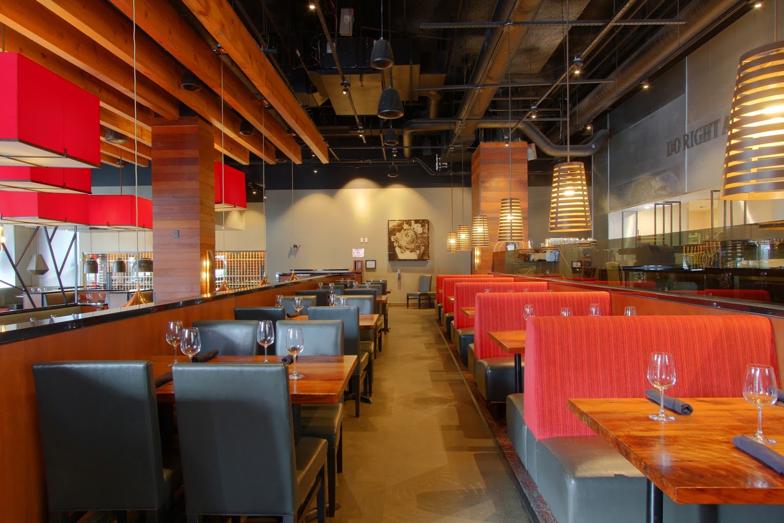 Del Frisco's Grille Steak House in North Bethesda, MD Dining area booths