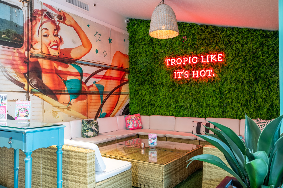 lounge at Throw Social Delray Beach, FL 360 Virtual Tour for Restaurant