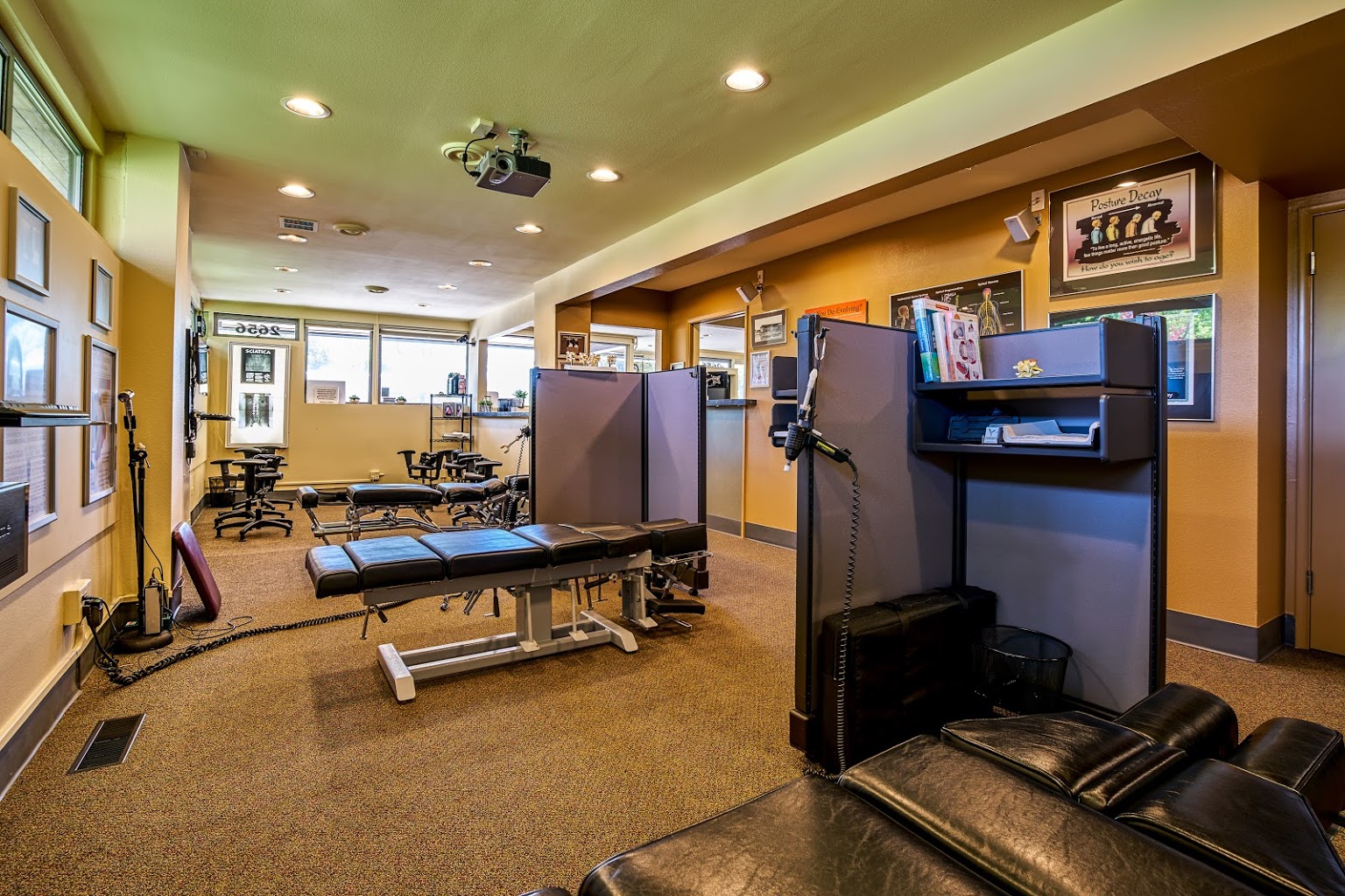 Roxbury Spine and Wellness Clinic Seattle, WA Chiropractor office tables