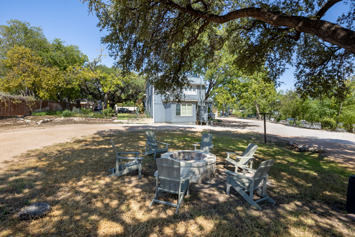 firepit at The Evers House, Fredericksburg, TX 360 Virtual Tour for Hotel