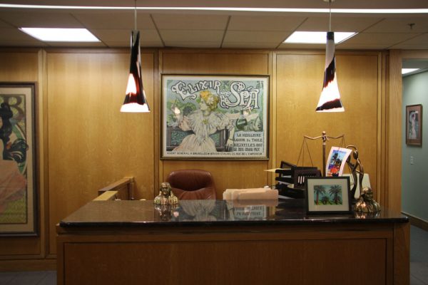 Law Offices of Lonny Fish Philadelphia PA receptionist front desk