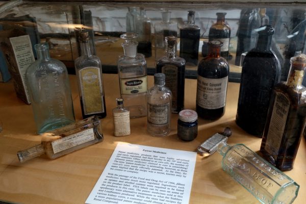 Stabler-Leadbeater Apothecary Museum Alexandria, VA medicine tubes