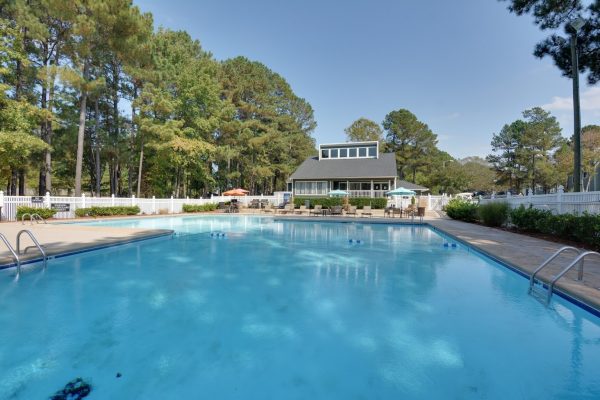 pool at Treybrooke at the Park, Apartment building in Cedar Fork, NC