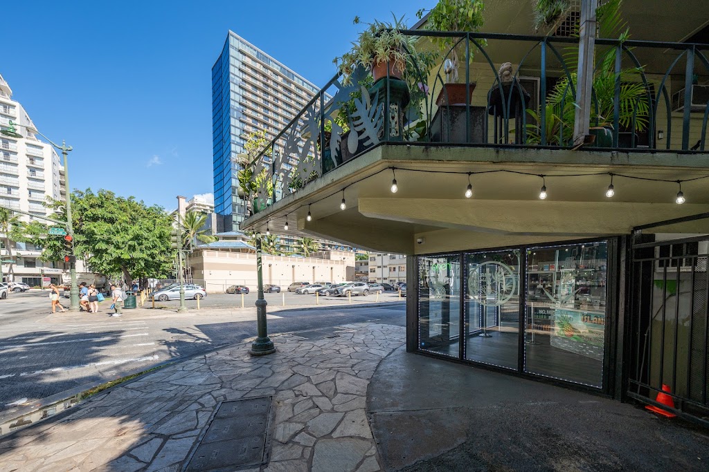 exterior of Island Uplift, Honolulu, HI 360 Virtual Tour for Cannabis store