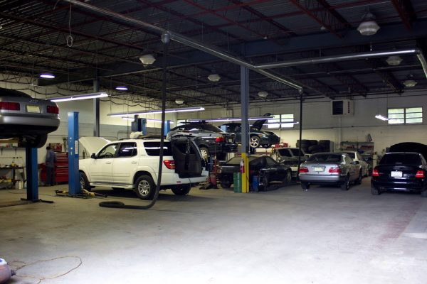 auto garage of I Service Imports LLC Car Repair Shop, Cherry Hill, NJ