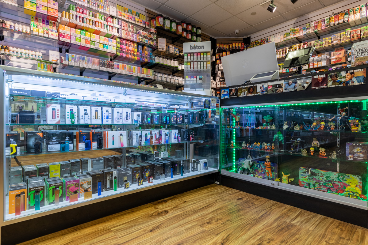 counter display at Vape Pros, Aurora, CO 360 Virtual Tour for Vaporizer store