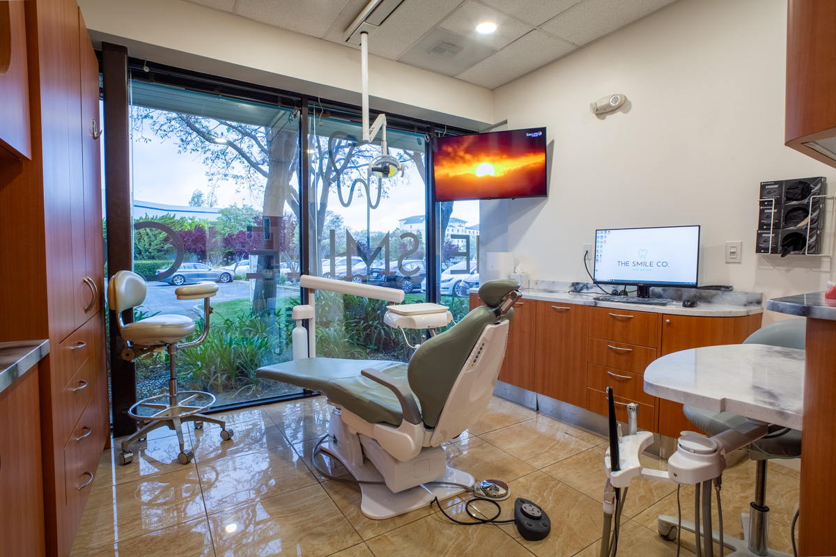 dental exam room at The Smile Co., San Mateo, CA 360 Virtual Tour for Dentist