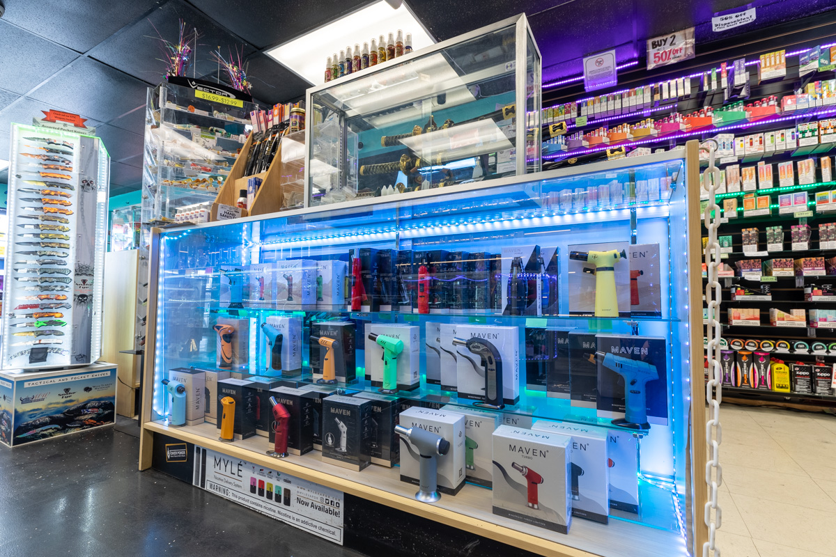 maven at Smash Glass and Vape, Arvada, CO 360 Virtual Tour for Vaporizer store