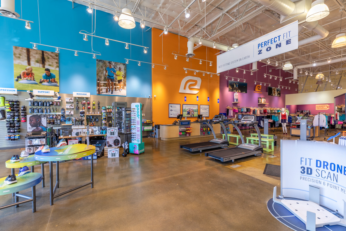 treadmills at Road Runner Sports South Denver, Lone Tree, CO Running Shoe Store