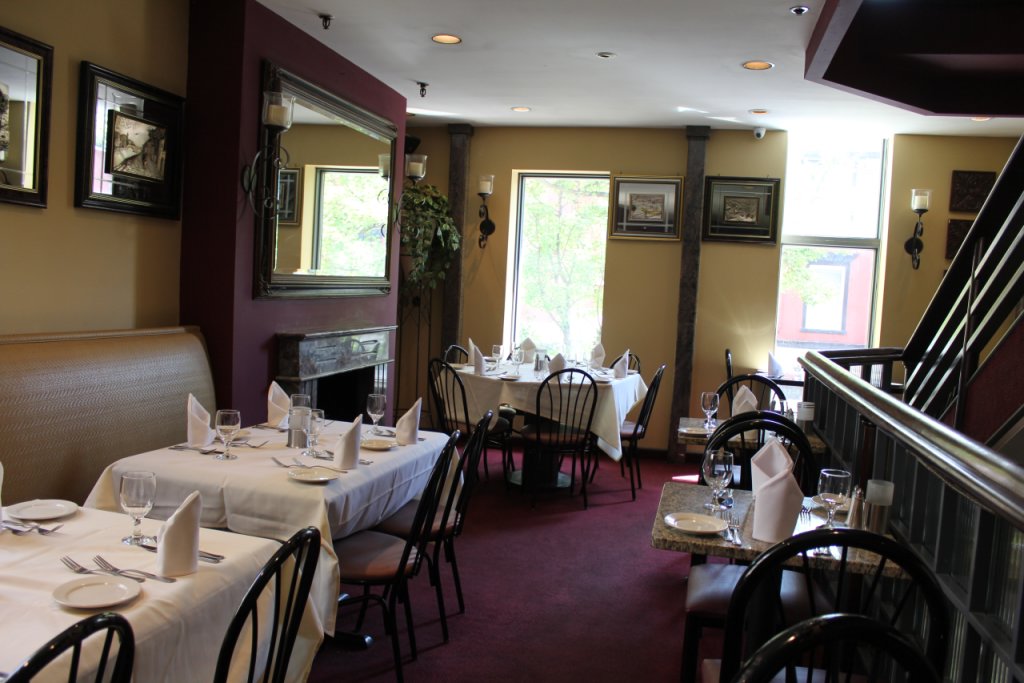 D'Angelo's Ristorante Italiano Italian Restaurant Philadelphia PA seating tables