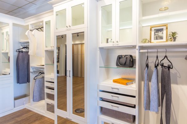 white California Closets 360 tour of Interior Designer in Cincinnati, OH