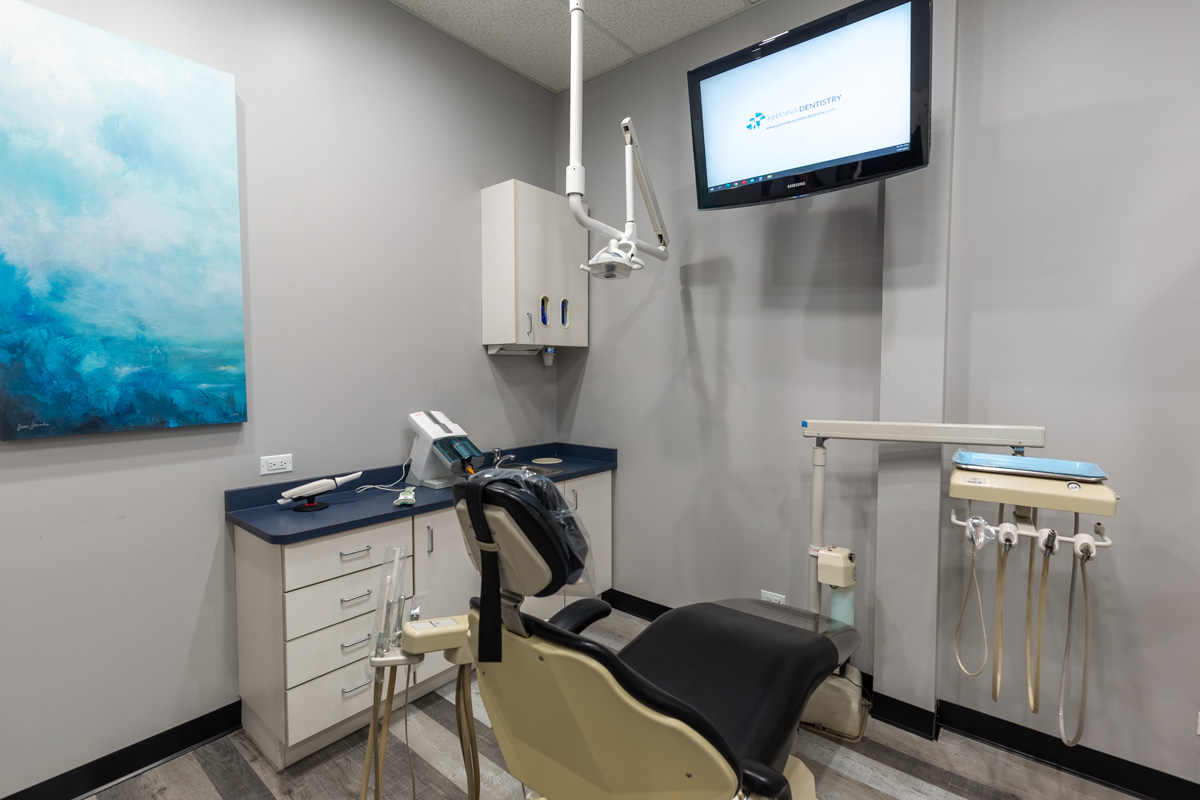 patient exam room at Khanna Dentistry of Geneva, IL 360 Virtual Tour for Dentist