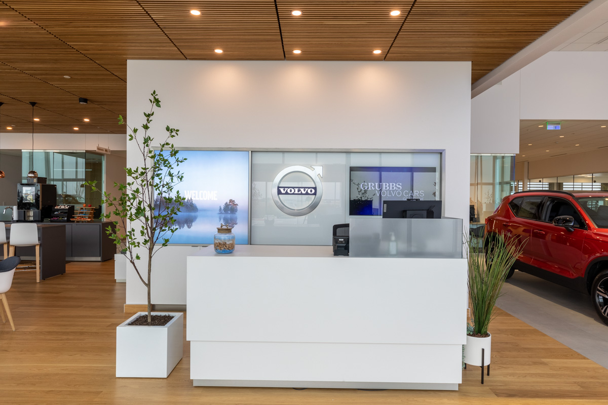 front desk of Grubbs Volvo Cars Grapevine, TX 360 Virtual Tour for Car Dealership