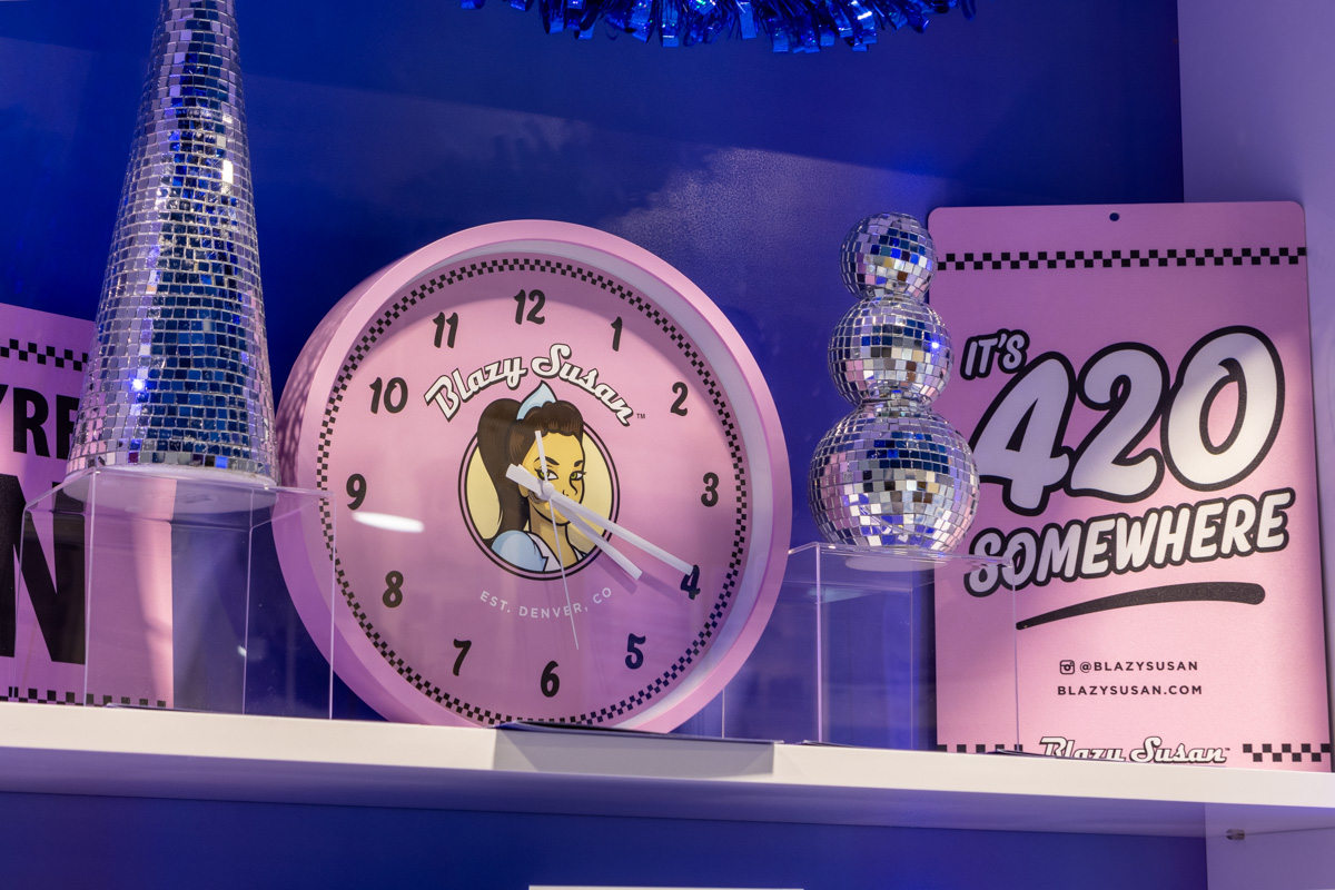 pink clock at Indigo Dispensary, Brooklawn, NJ 360 Virtual Tour for Cannabis store