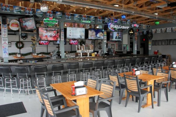 Whistler's Inn Cinnaminson NJ outside bar seating tv televisions biergarten