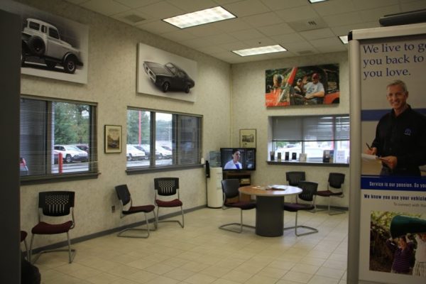 Carman Chrysler Dodge Jeep Ram New Castle DE car dealership waiting room tv