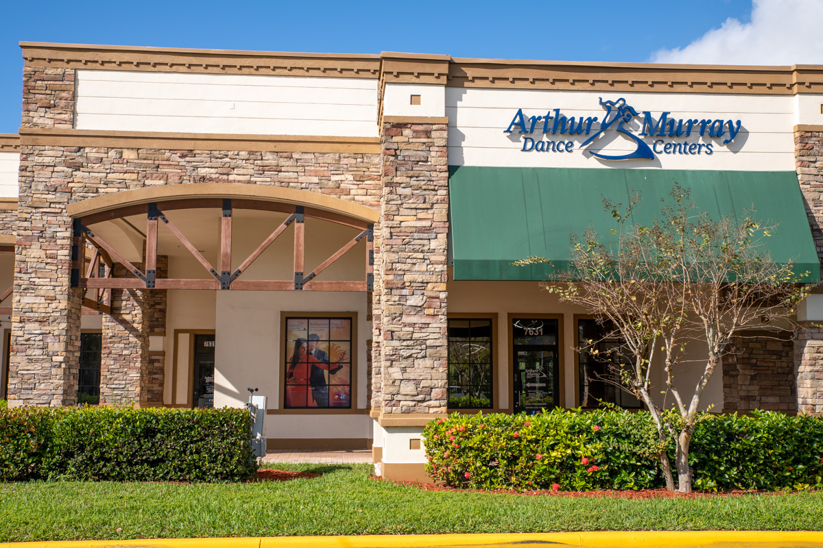 exterior store front of Arthur Murray Dance Studio of Parkland, FL 360 Virtual Tour