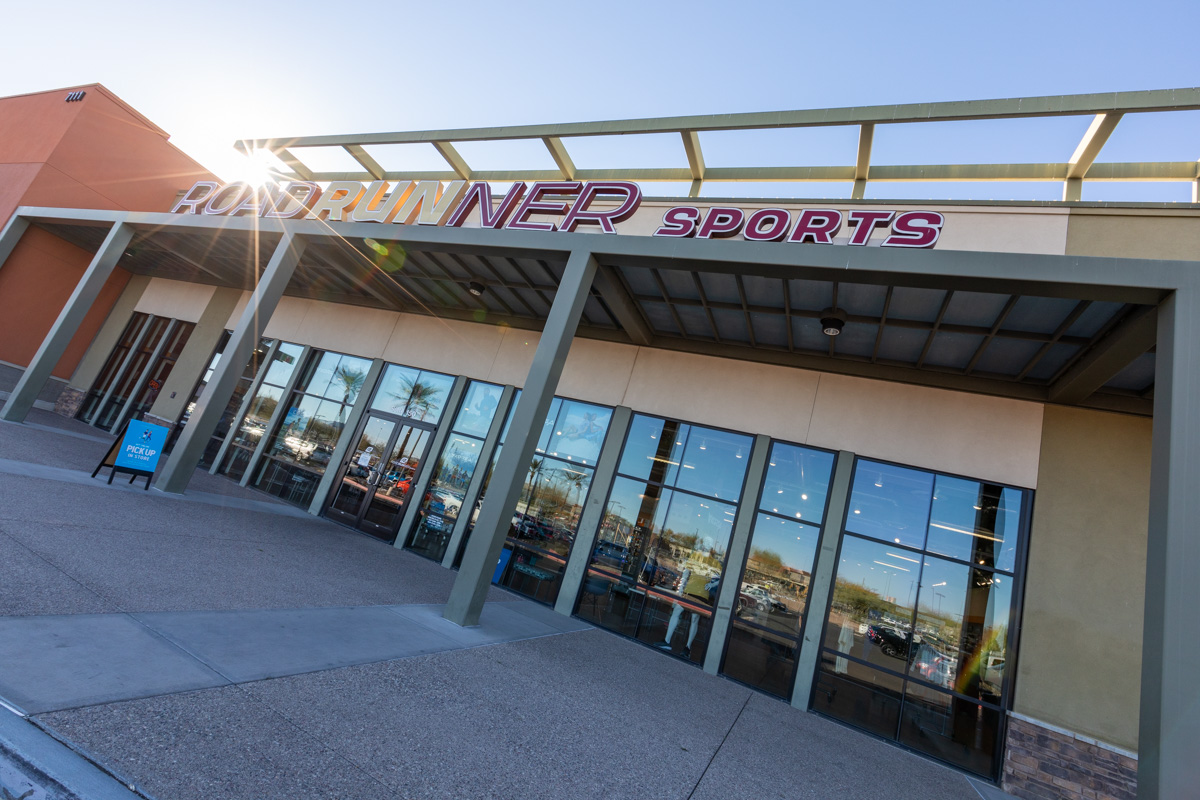 store front dutch angle Road Runner Sports Scottsdale - Phoenix, AZ Running Shoe Store