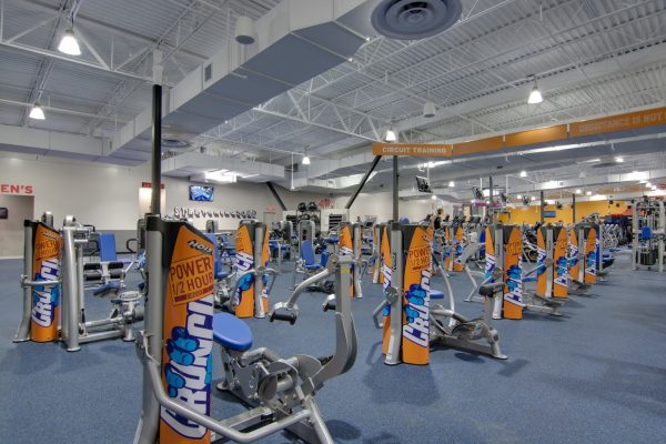 excercise machines at Crunch Fitness Midlothian Gym and Health Club in Richmond, VA