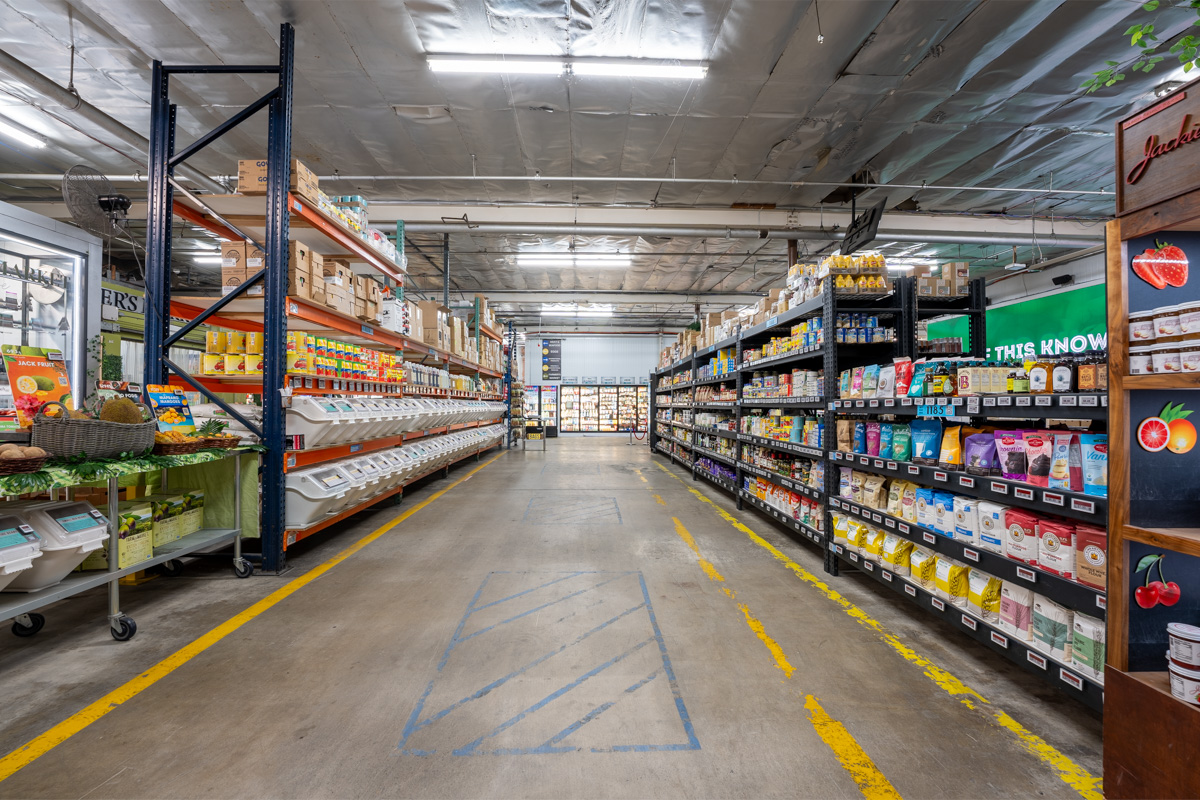 display aisle at Specialty Produce Market, San Diego, CA 360 Virtual Tour for Grocery store