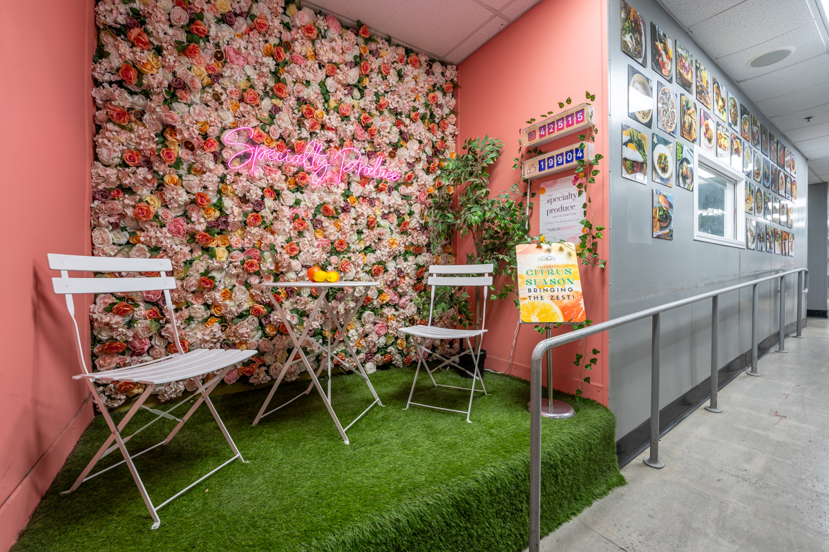 photo-op wall at Specialty Produce Market, San Diego, CA 360 Virtual Tour for Grocery store