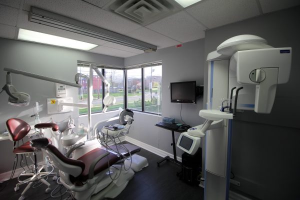 Signature Smiles Dental Office in Edison, NJ corner office dentist chair x-ray machine