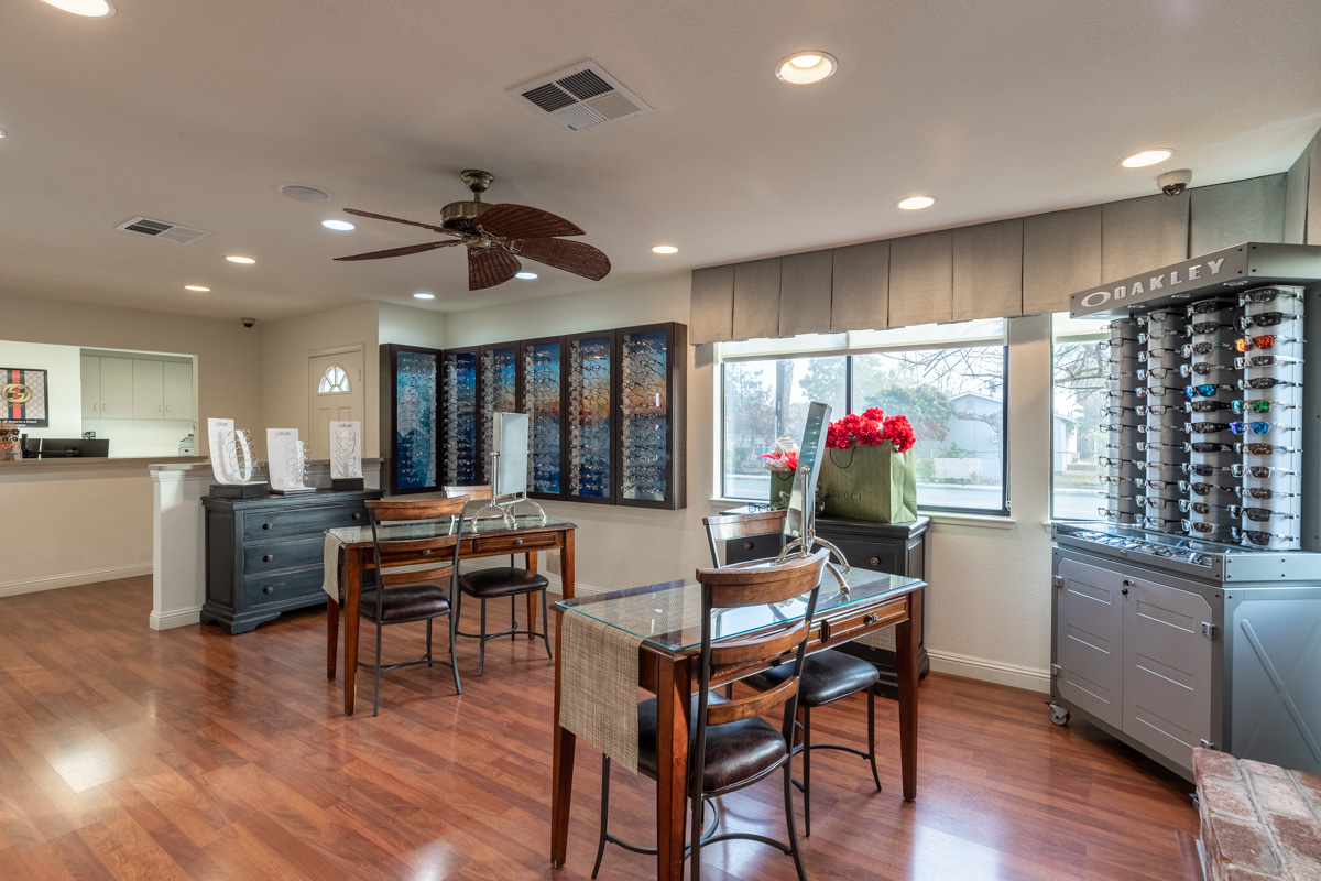 interior of Riverbank Optometric Vision Center, Riverbank, CA 360 Virtual Tour for Optometrist