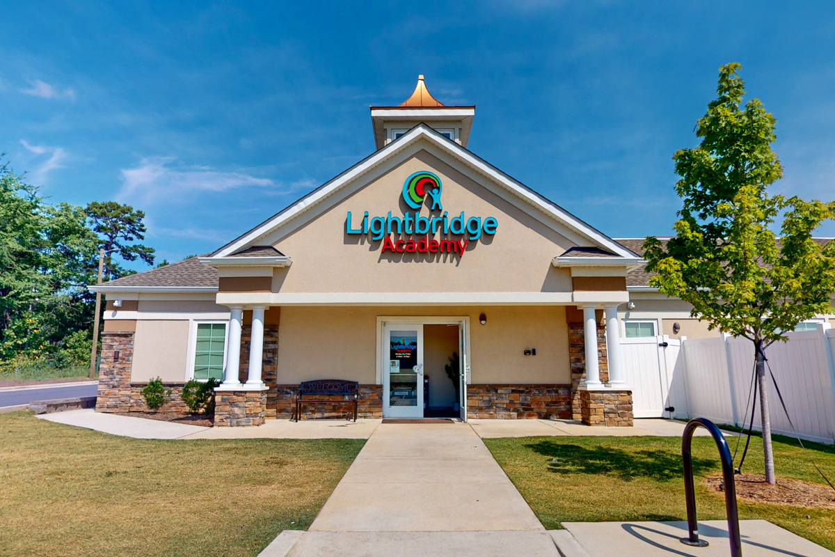 front exterior of Lightbridge Academy, Huntersville, NC 360 Virtual Tour for Pre-school Day Care Center