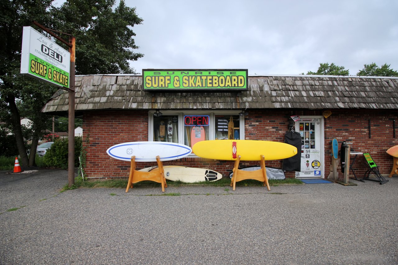 Sunrise Surf & Skateboard, Cherry Hill NJ – See-Inside