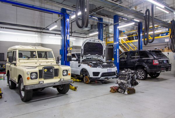 classic car at Independent Land Rover Specialists mechanic, North Bethesda, MD 360 Virtual Tour for Auto repair shop